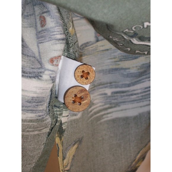 Tommy Bahama Hawaiian Shirt L Vented Fishing Floral Rayon Green - Picture 9 of 12